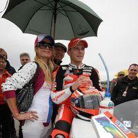 Paris Hilton - Paris Hilton attending MotoGP Valencia Valencia | Picture 118029